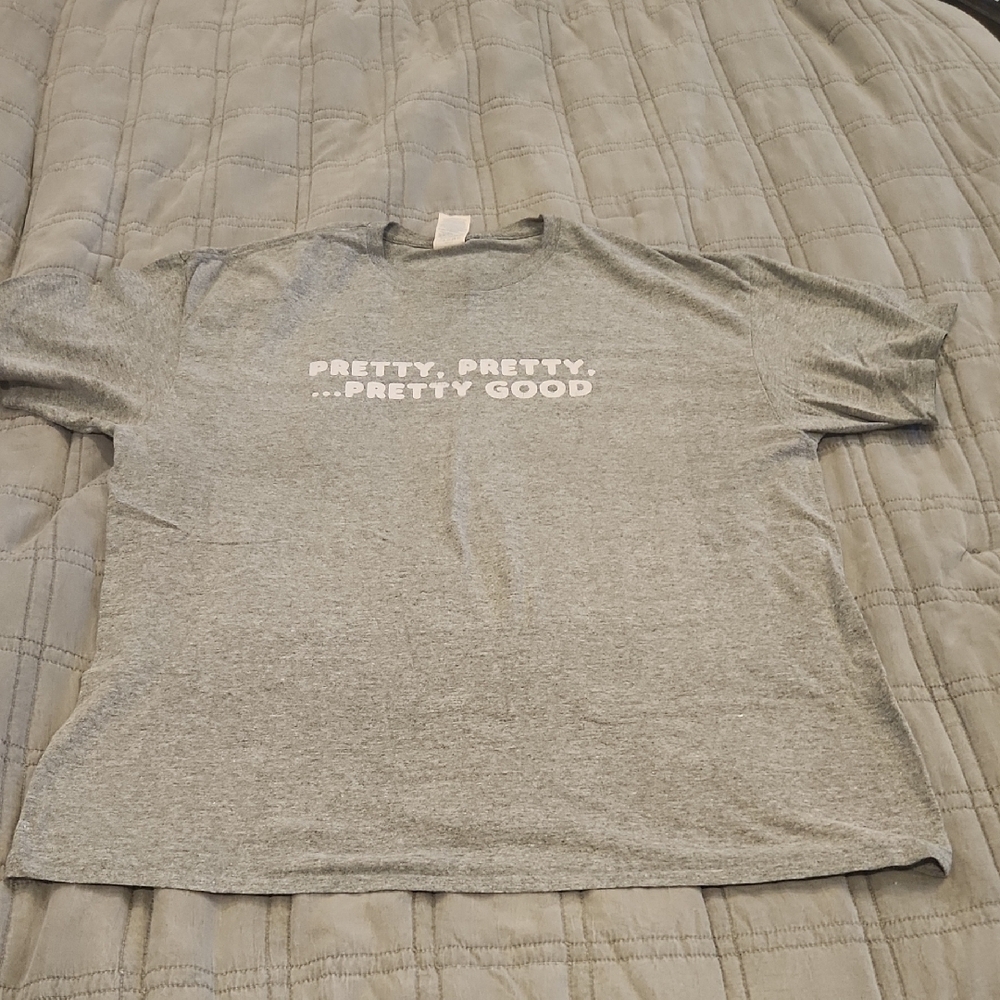 Delta Gray Short Sleeve Tee With Pretty Pretty Pretty Good Size XL!